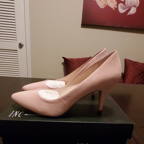 COPY - NEW INC Suede Pumps - Picture 3 of 5